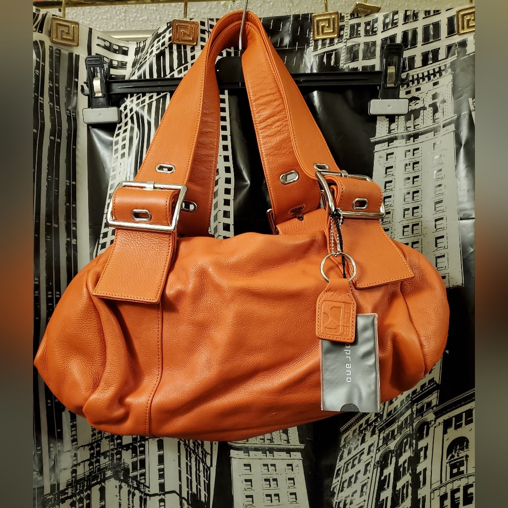 Soprano Leather purse
